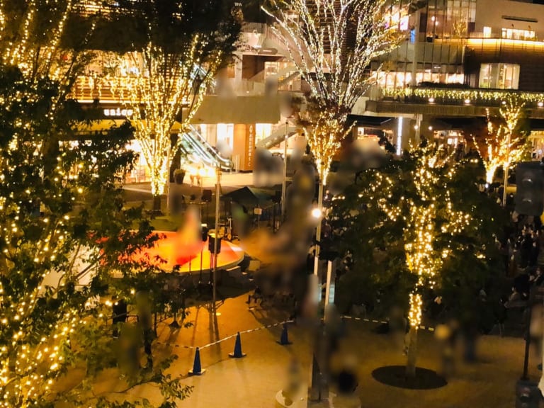 【流山市】まるで宝石箱をひっくり返したかのような絶景！流山おおたかの森駅南口都市広場のイルミネーションが点灯しましたよ～！ 号外net